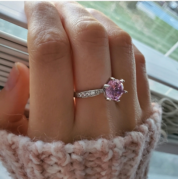 New Beautiful Pink Engagement/Wedding Ring - Picture 3 of 12